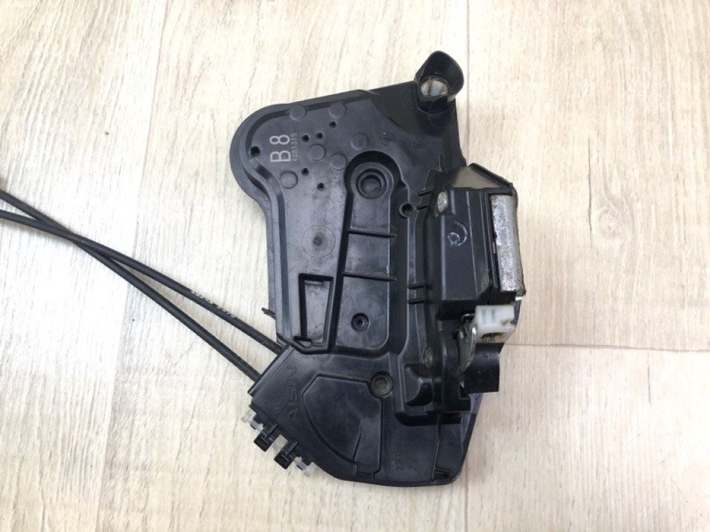 69040-02440 | Замок двери передн. лев. TOYOTA SIENNA 11-16 - Фото 4