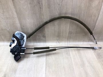 Замок двері передн. лів. NISSAN VERSA B17 11-19