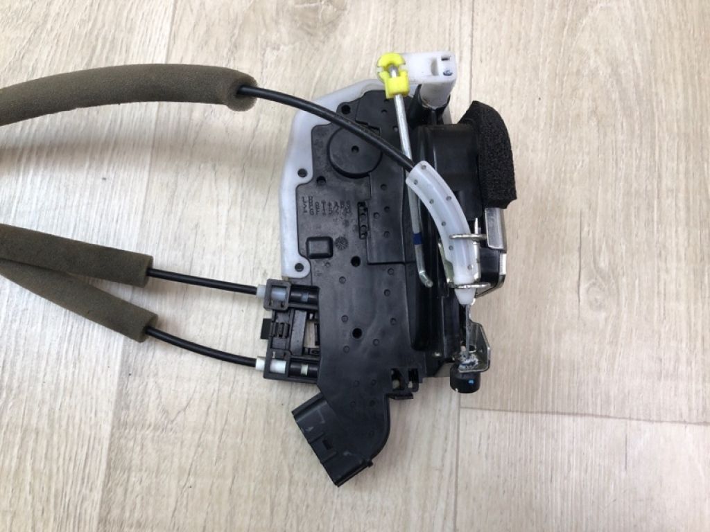 80501-3BA1A | Замок двері передн. лів. NISSAN VERSA B17 11-19 - Фото 4