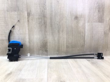 Замок двері передн. лів. HYUNDAI VELOSTER 11-18