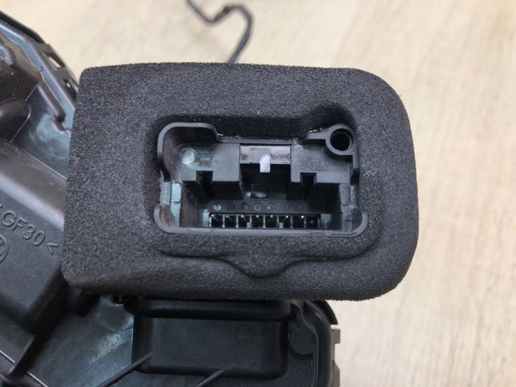 17A 837 016 | Замок двері передн. прав. VOLKSWAGEN TIGUAN 16-23 - Фото 6