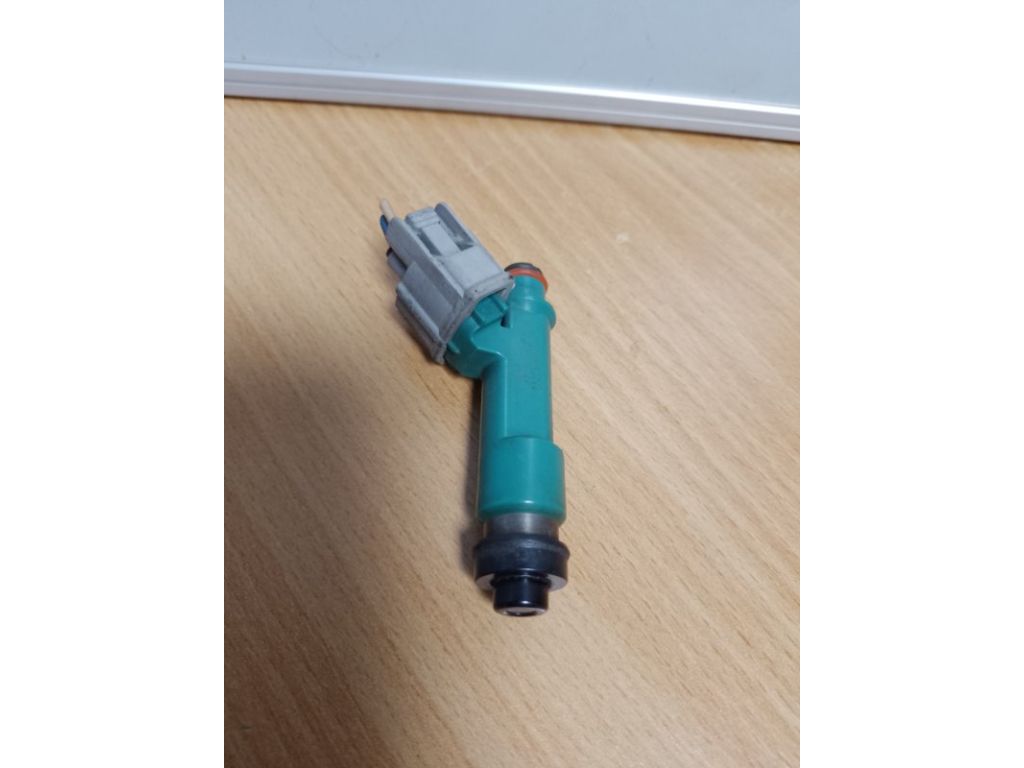 23209-0H060 | Форсунка топливная TOYOTA CAMRY 40 06-11