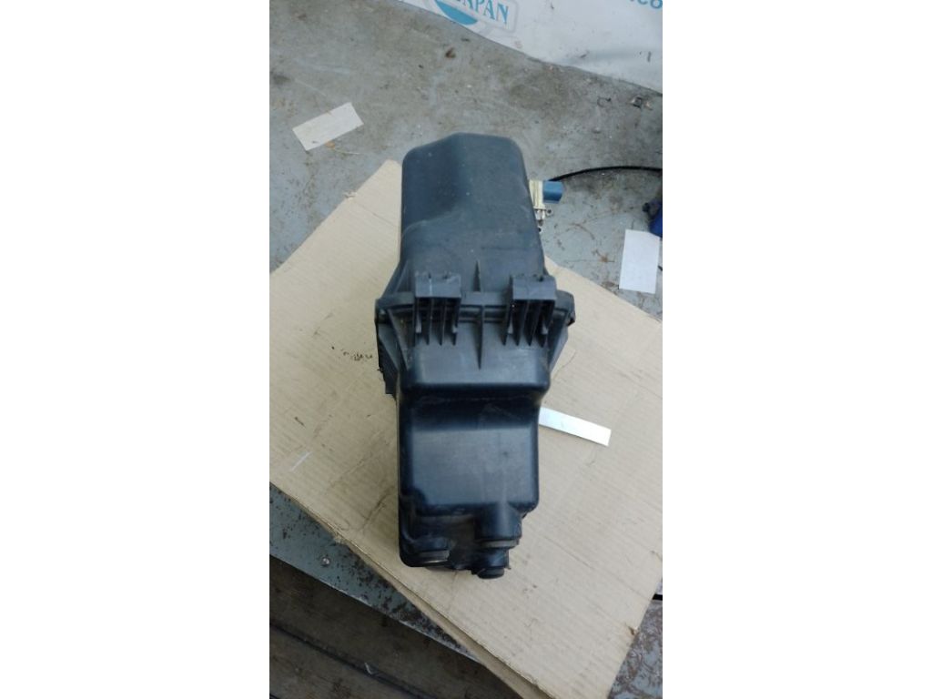 17701-21050 | Корпус повітряного фільтра TOYOTA YARIS 00-05 - Фото 4