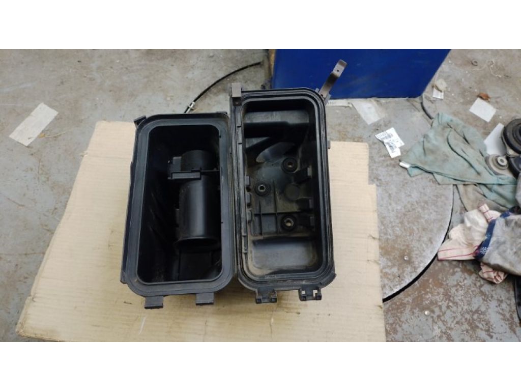 17701-21050 | Корпус повітряного фільтра TOYOTA YARIS 00-05 - Фото 5