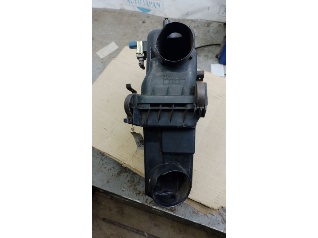 17701-21050 | Корпус повітряного фільтра TOYOTA YARIS 00-05 - Фото 7