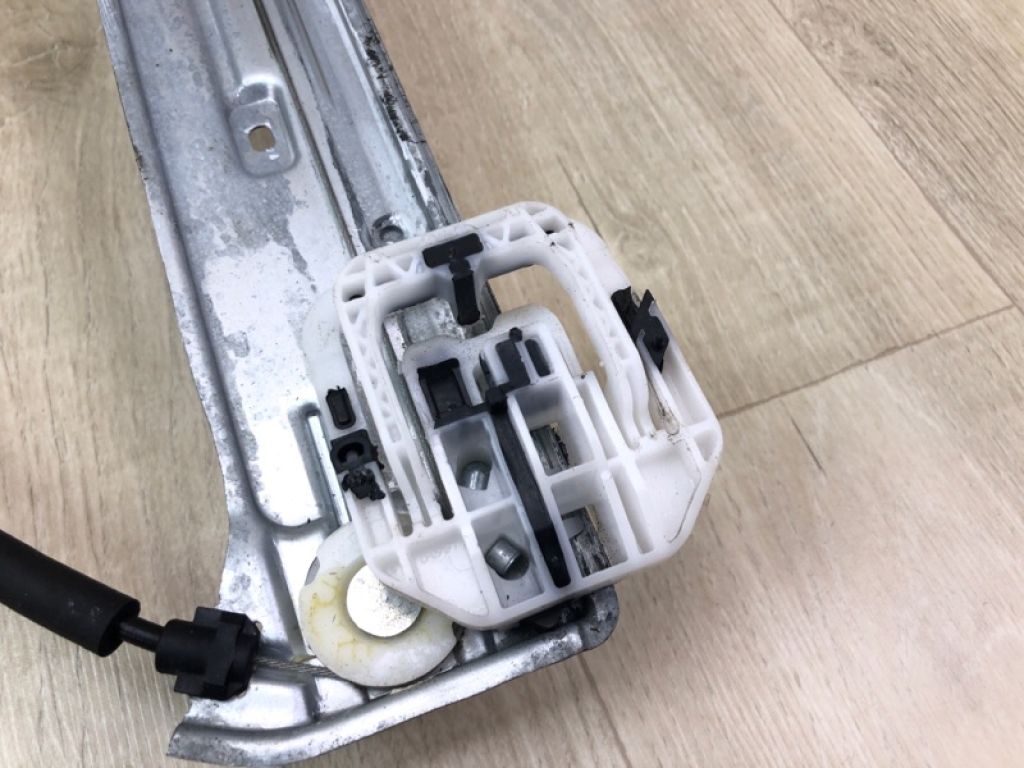 CJ5Z-7823201-C | Склопідйомник передн. лів. FORD ESCAPE 12-19 - Фото 4