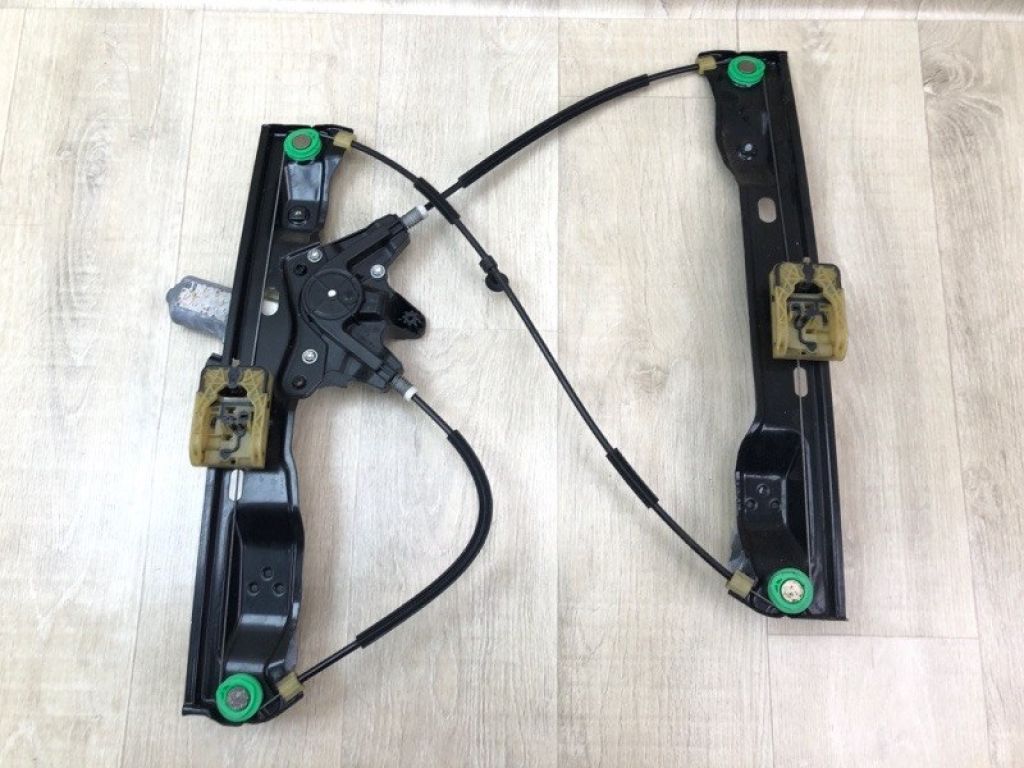 CM5Z-5823201-B | Склопідйомник передн. лів. FORD FOCUS 10-18