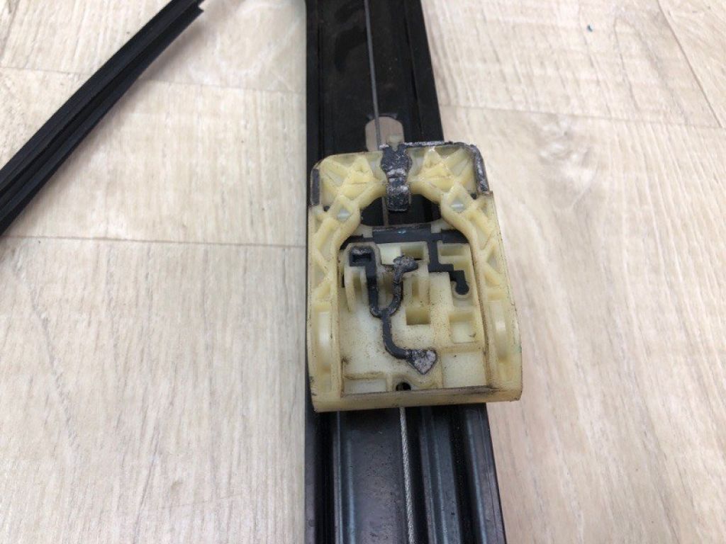 5NN 837 461 | Склопідйомник передн. лів. VOLKSWAGEN TIGUAN 16-23 - Фото 5