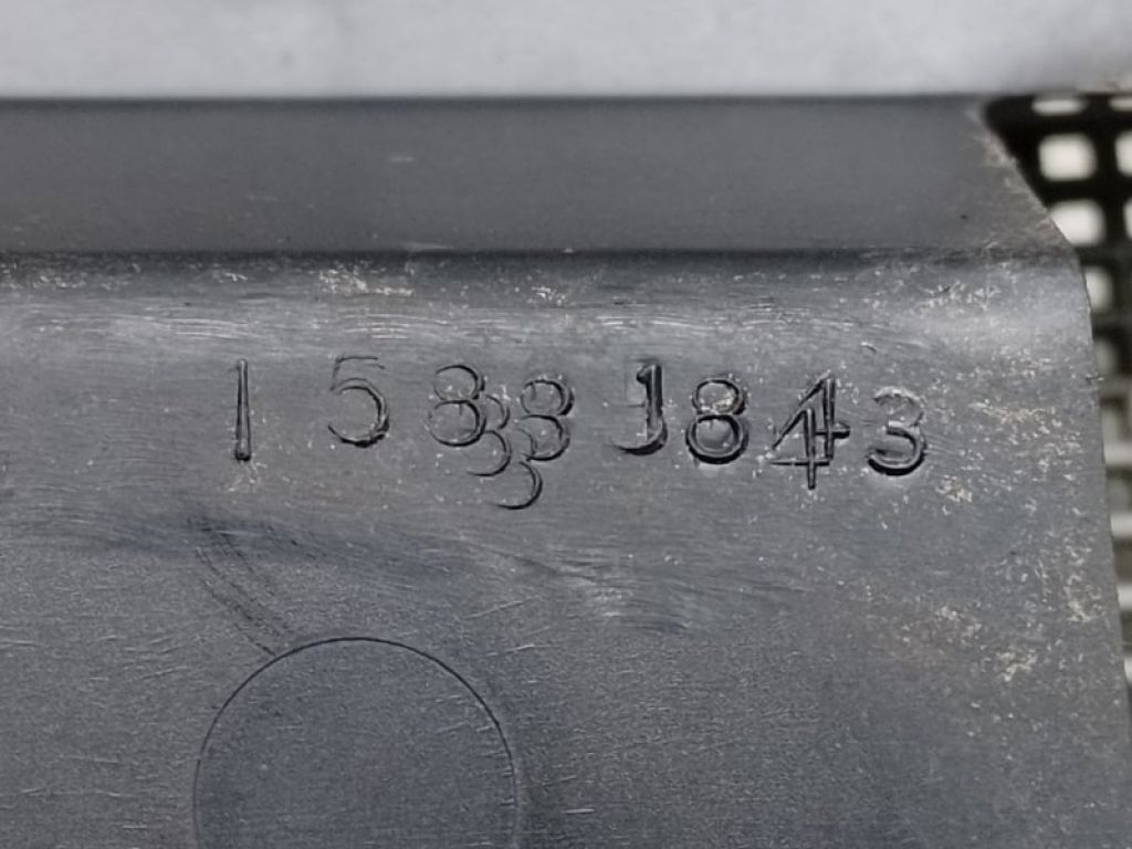 20756046 | Пластик под лобовое стекло / Жабо HUMMER H3 05-10 - Фото 3