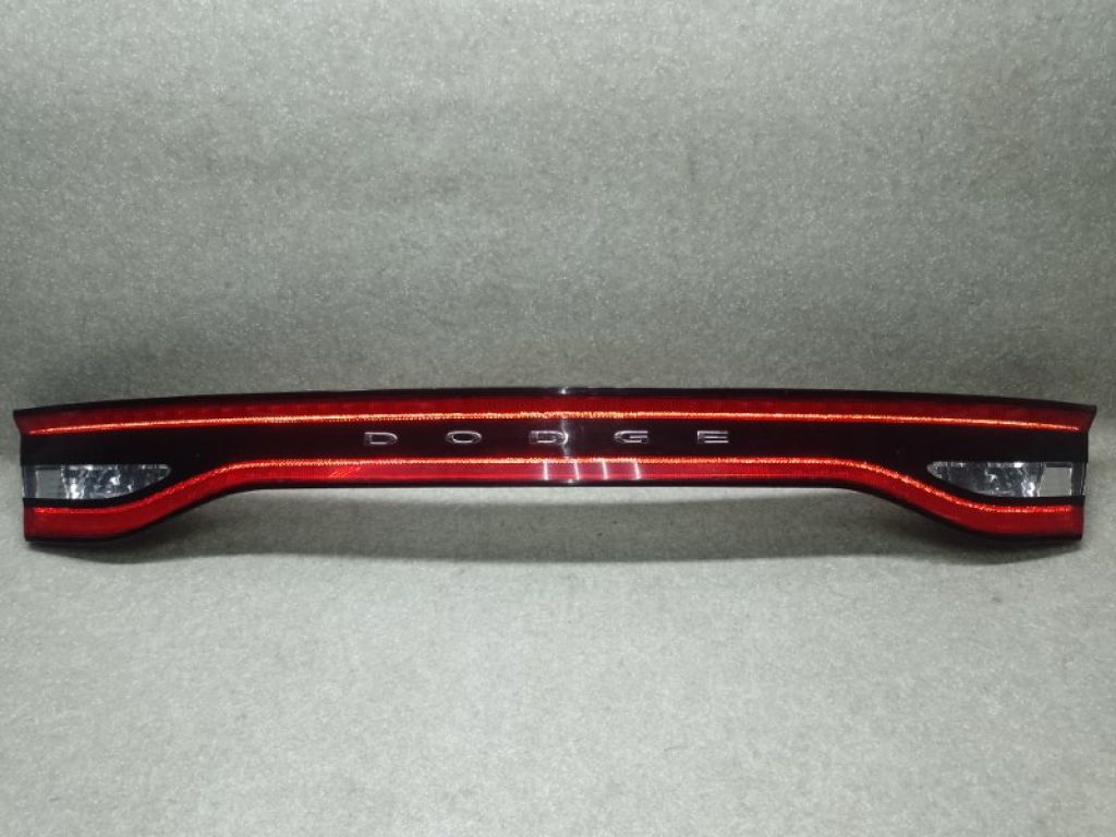 68164500AD | Ліхтар внутрішній DODGE DART 12-16