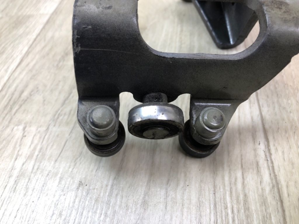 68380-08040 | Ролик зсувних дверей нижній задн. прав. TOYOTA SIENNA 11-16 - Фото 6