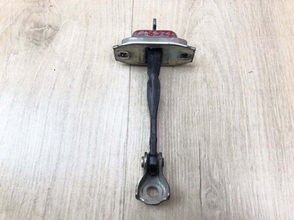 5702A149 | Обмежувач дверей передн. лів. MITSUBISHI OUTLANDER GF 12-