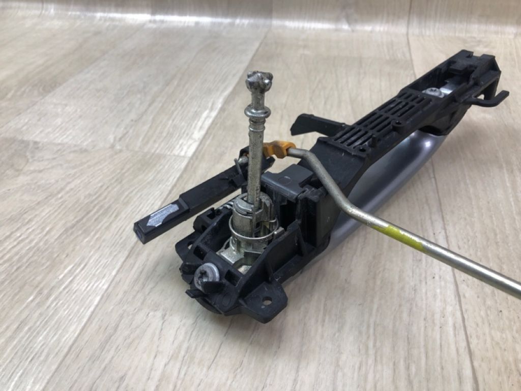 69211-AE020-B9 | Ручка двері зовнішня передн. лів. TOYOTA TACOMA 05-15 - Фото 5