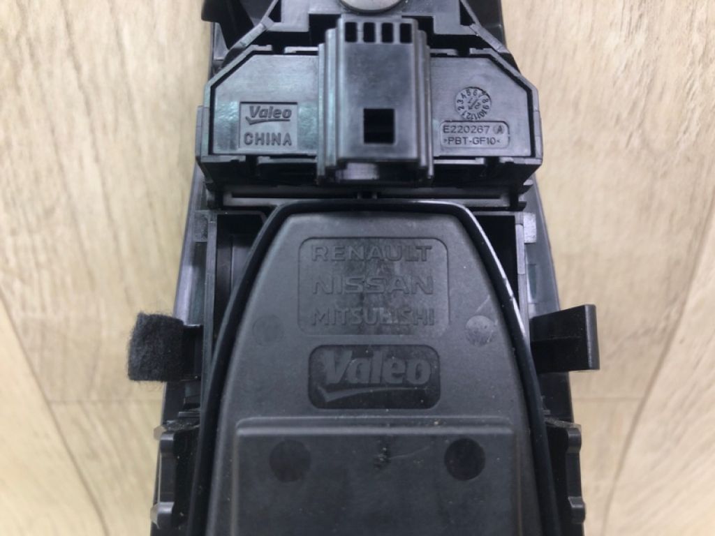 25401-6RF3C | Блок керування склопідіймачами NISSAN X-TRAIL/ROGUE T33 20- - Фото 6