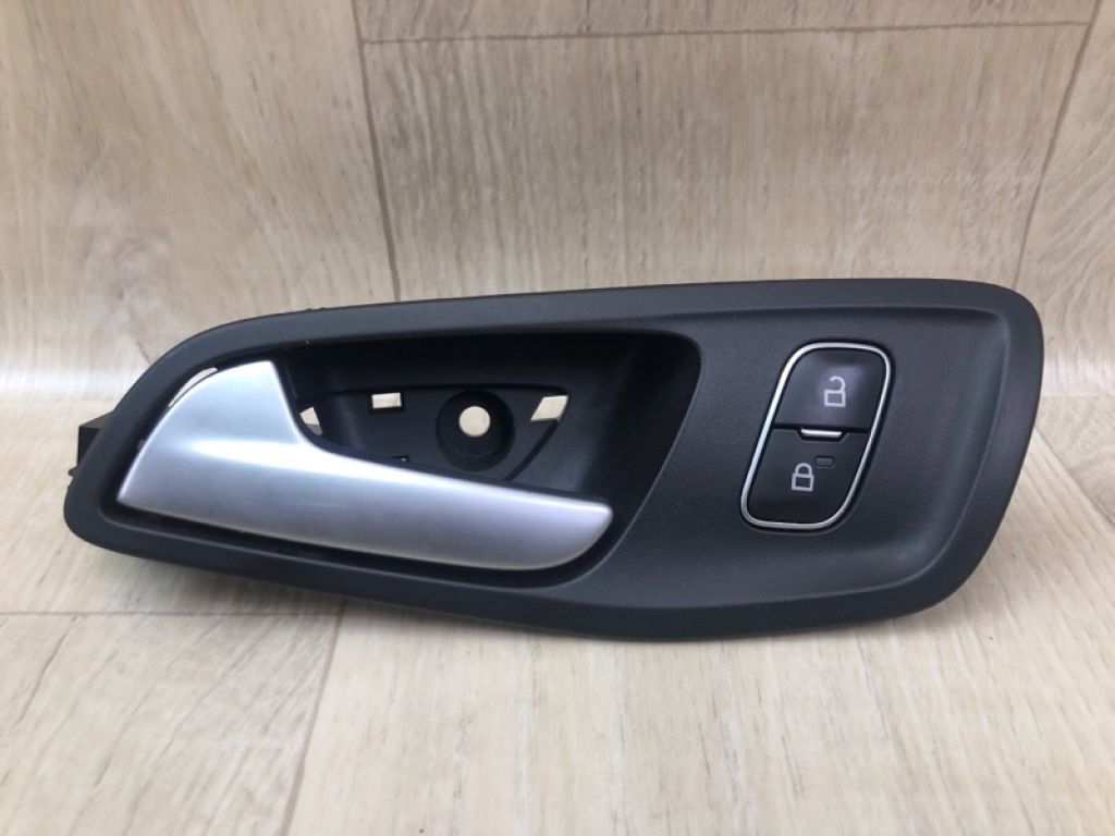 GJ5Z-5822601-BB | Ручка дверей внутрішня передн. лів. FORD ESCAPE 12-19