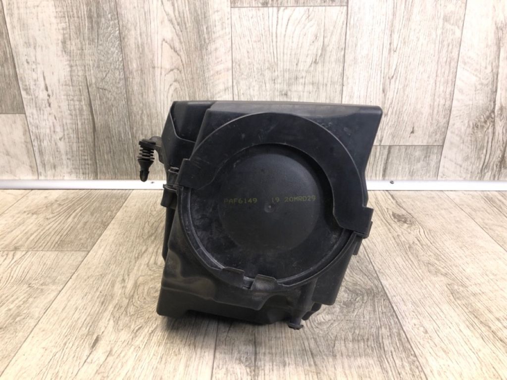 CV6Z-9600-G | Корпус повітряного фільтра FORD ESCAPE 12-19 - Фото 2