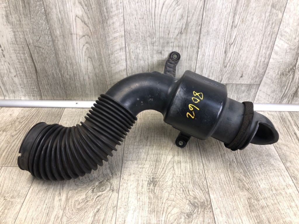 17882-0P010 | патрубок повітряного фільтра TOYOTA TACOMA 05-15 - Фото 2