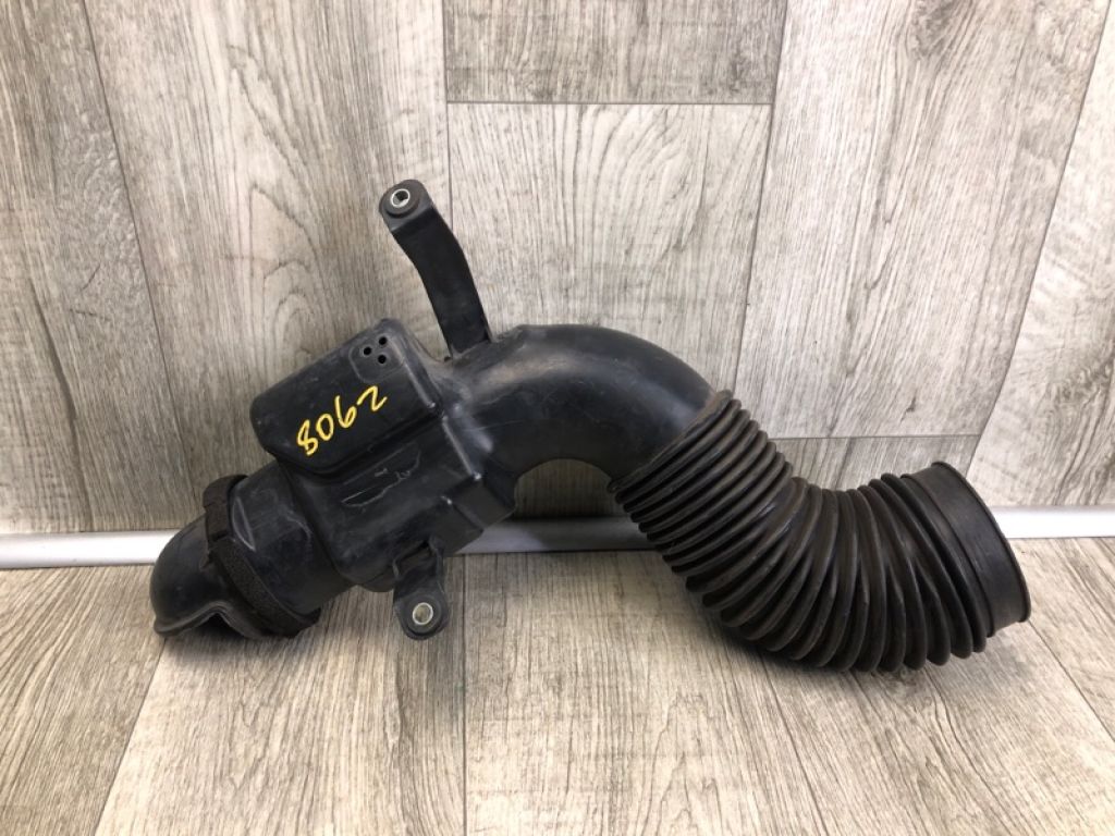 17882-0P010 | патрубок повітряного фільтра TOYOTA TACOMA 05-15 - Фото 3