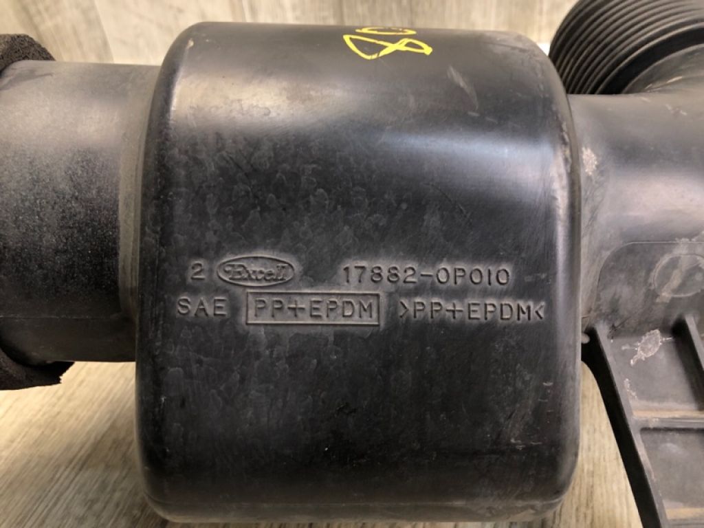 17882-0P010 | патрубок повітряного фільтра TOYOTA TACOMA 05-15 - Фото 5