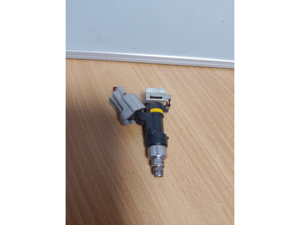 16600-CD701 | Форсунка топливная INFINITI G35 03-07