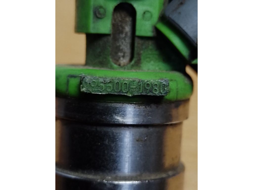 B6S7-13-250 | Форсунка паливна MAZDA 929 HC 86-91 - Фото 4