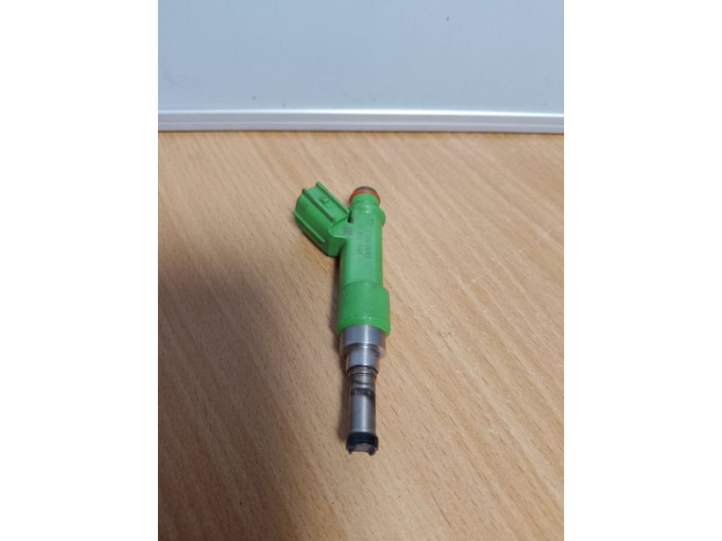 23209-09175 | Форсунка паливна TOYOTA CAMRY 50 12-15