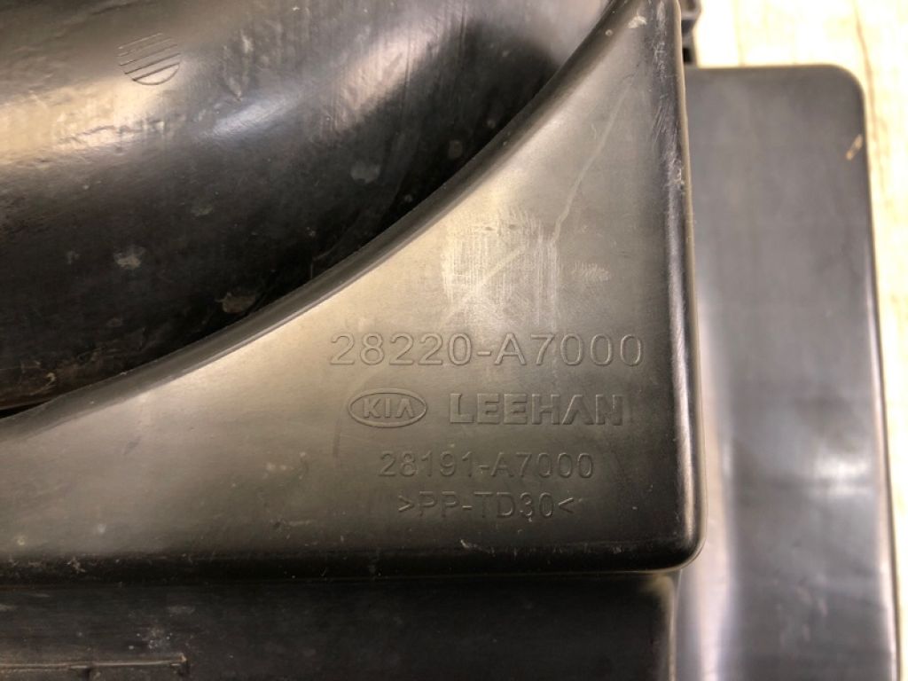 28220-A7000 | Резонатор повітряного фільтра KIA FORTE YD 12- - Фото 5