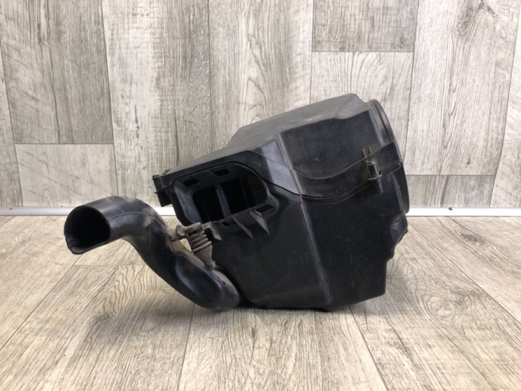 BV6Z-9600-C | Корпус повітряного фільтра FORD FOCUS 10-18 - Фото 2