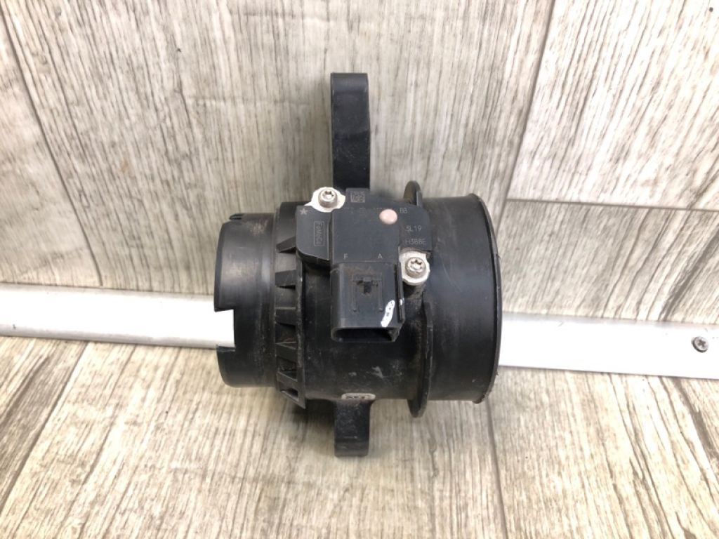 CP9Z-12B579-B | Расходомер воздуха FORD FOCUS 10-18 - Фото 2