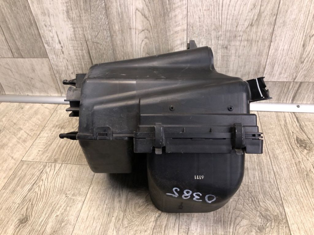 16500-CL70A | Корпус повітряного фільтра INFINITI FX S50 03-08 - Фото 5