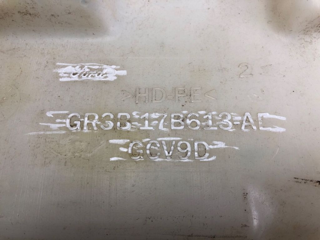 FR3Z-17618-E | Бачок омывателя FORD MUSTANG 15- - Фото 6