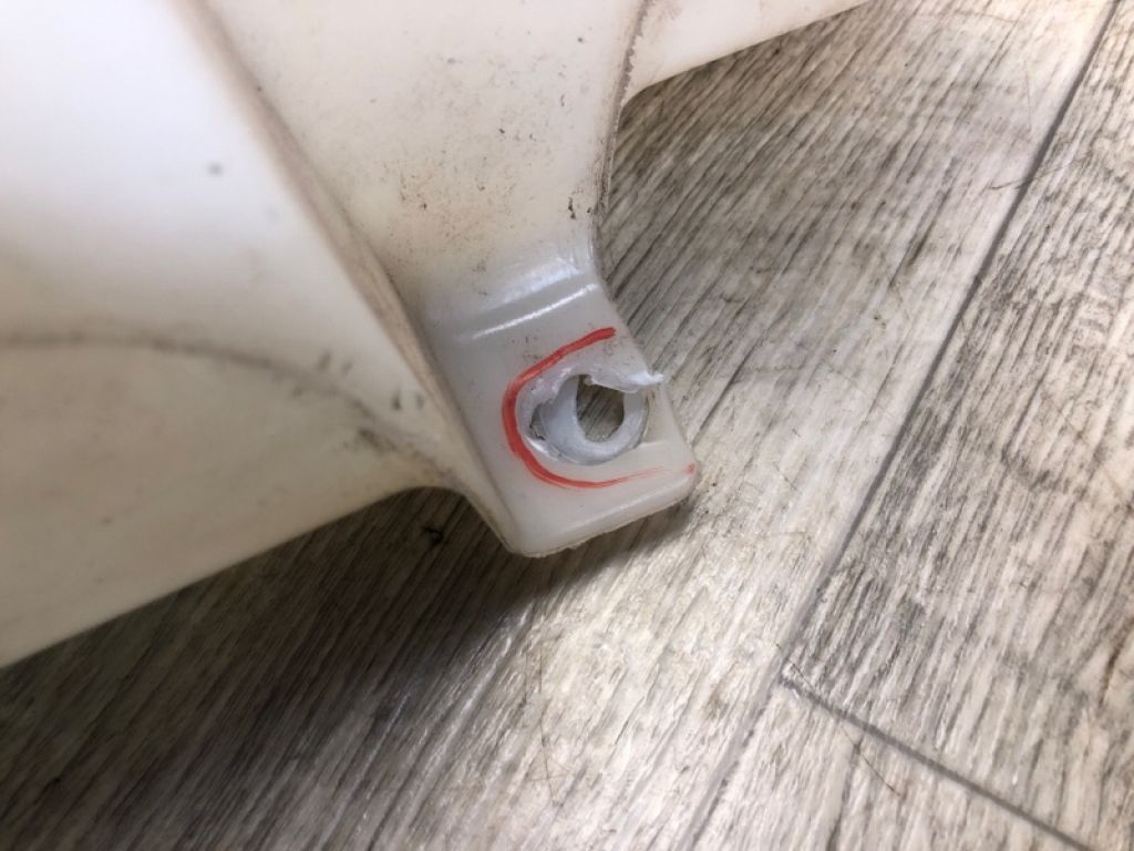 FR3Z-17618-E | Бачок омывателя FORD MUSTANG 15- - Фото 7