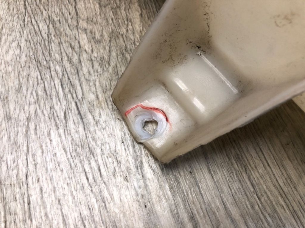 FR3Z-17618-E | Бачок омывателя FORD MUSTANG 15- - Фото 10