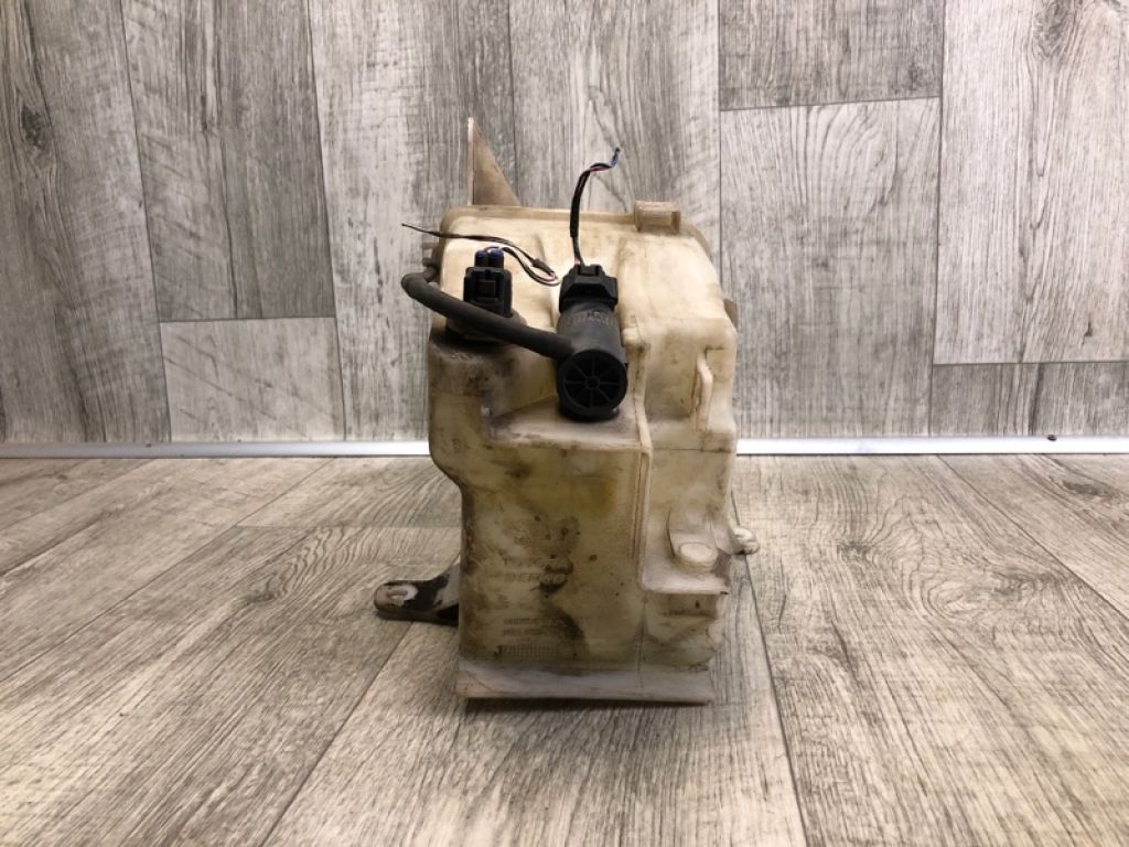 85315-33250 | Бачок омивача TOYOTA CAMRY 30 02-06 - Фото 4