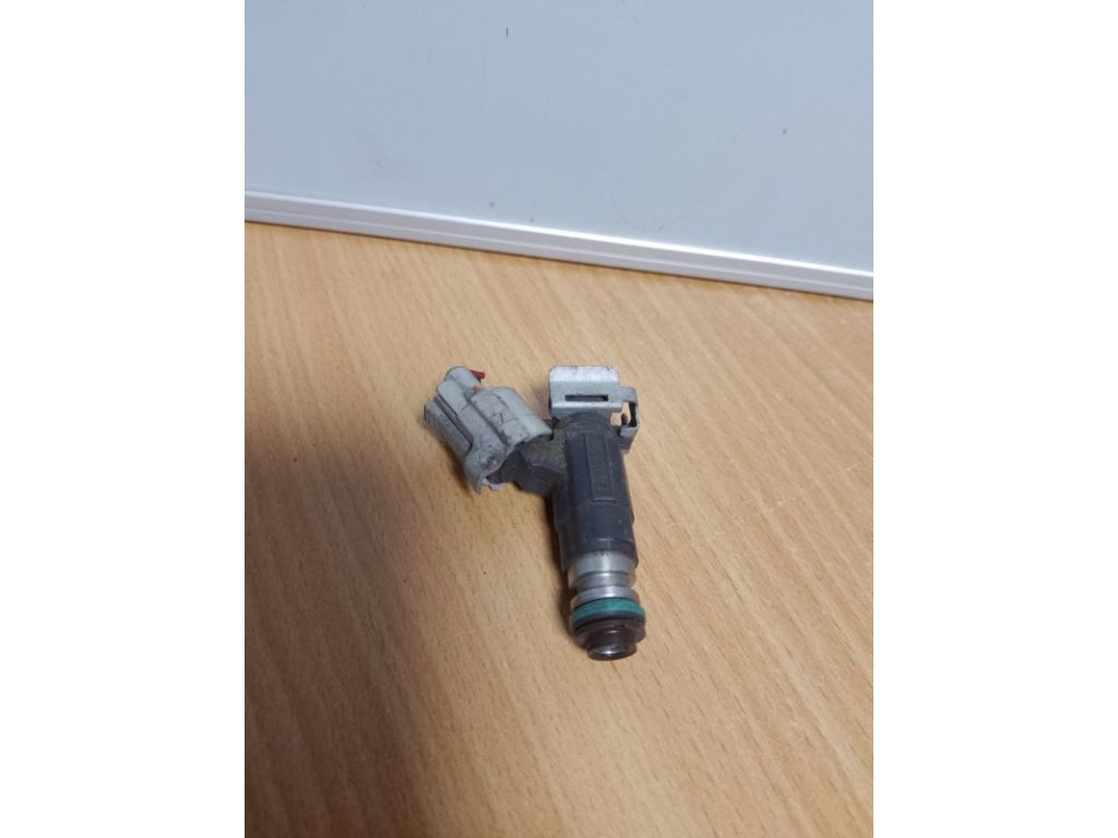 16600-CD701 | Форсунка топливная INFINITI G35 03-07