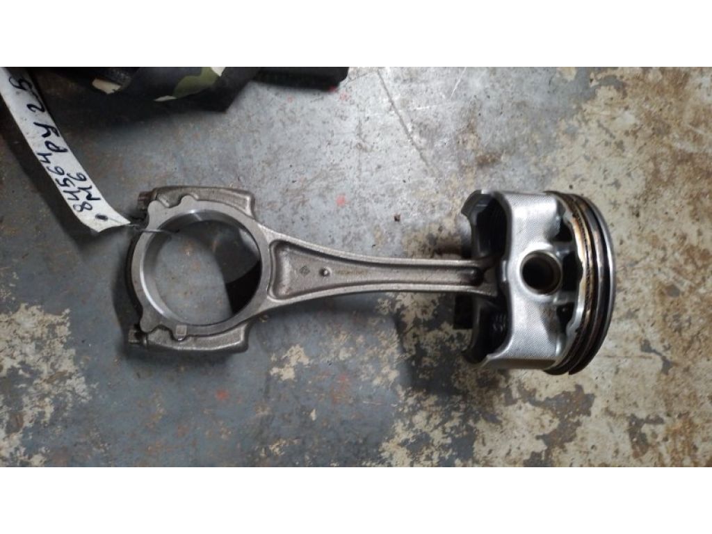 PYY1-11-SA0 | Поршень MAZDA 6 GJ 12-