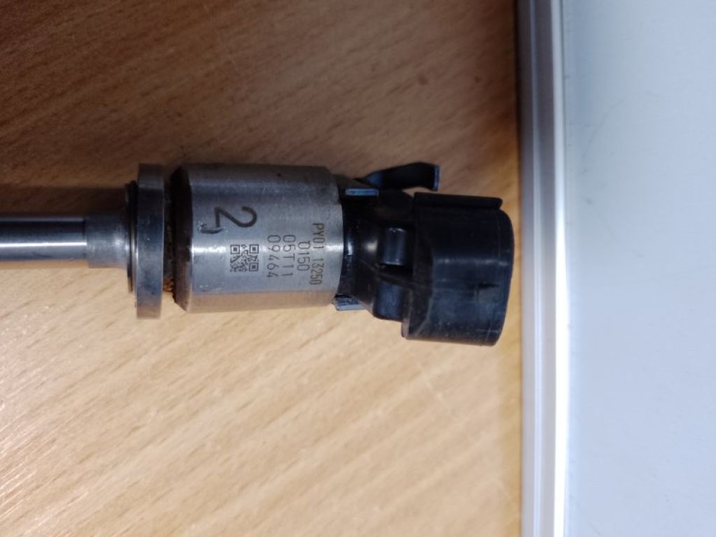 PY01-13-250 | Форсунка топливная MAZDA CX-5 (KE) 11-17 - Фото 4