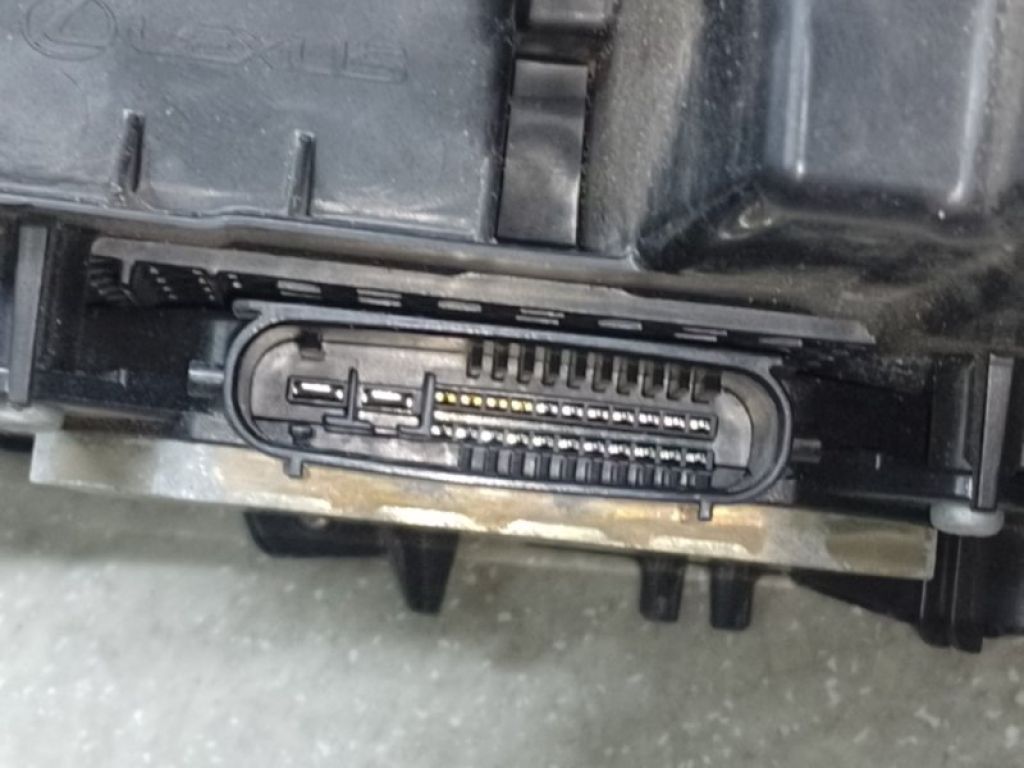 81145-33F10 | Фара прав. LEXUS ES 18- - Фото 7