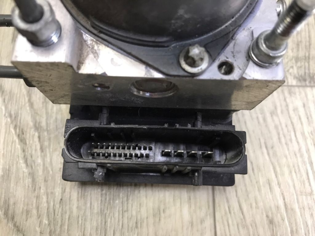 44050-33240 | Блок антиблокувальної системи TOYOTA CAMRY 40 06-11 - Фото 4