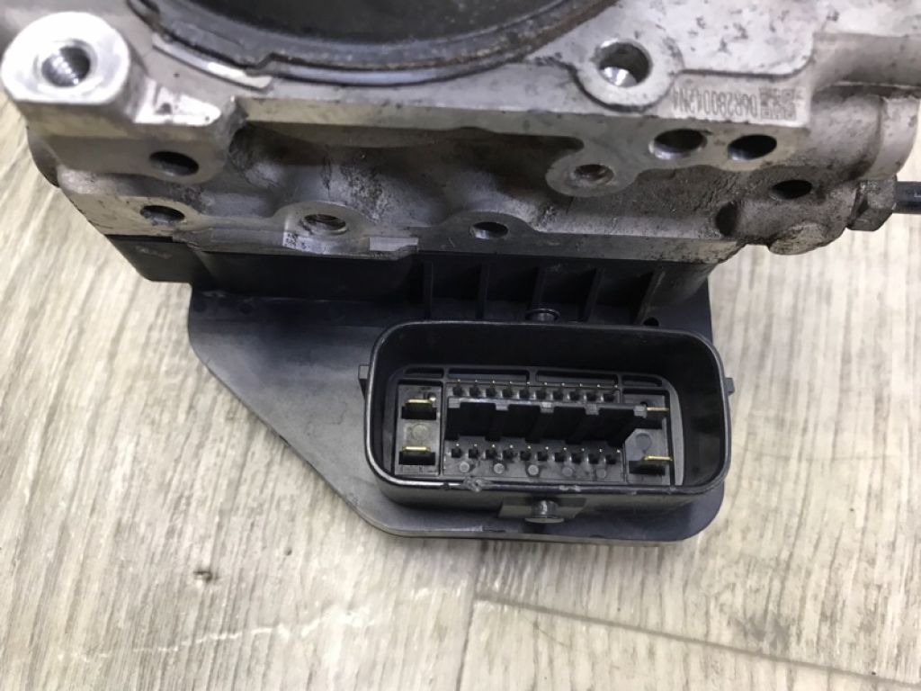 44050-08240 | Блок ABS TOYOTA SIENNA 11-16 - Фото 3