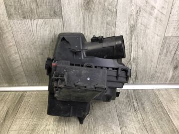 Корпус повітряного фільтра NISSAN PATHFINDER R52 12-21