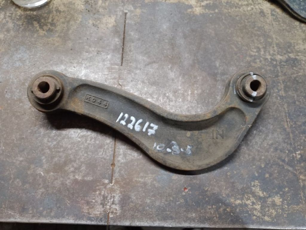 TD11-28-C10 | Важіль задньої підвіски поперечний верхній MAZDA CX-9 06-16