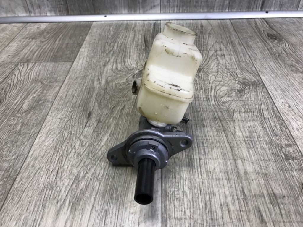 47201-04150 | Головний гальмівний циліндр TOYOTA TACOMA 05-15