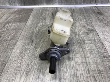 Головний гальмівний циліндр TOYOTA TACOMA 05-15