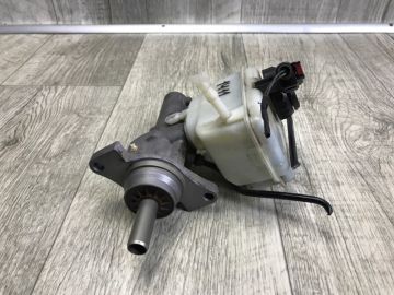 Головний гальмівний циліндр VOLKSWAGEN JETTA USA 10-17