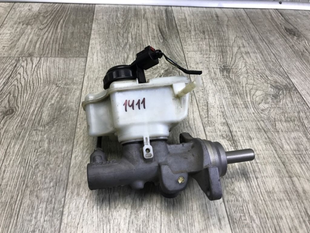 1K1 614 019 M | Головний гальмівний циліндр VOLKSWAGEN JETTA USA 10-17 - Фото 2