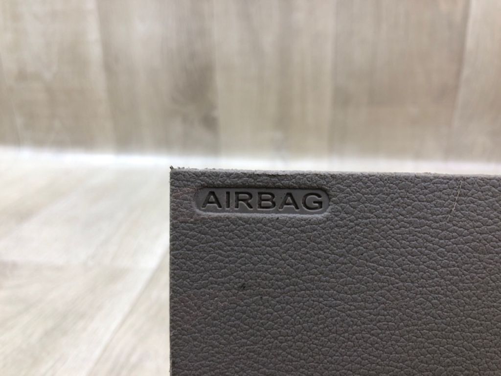 GJ5Z-78045J77-AE | Подушка безпеки в коліна лів. FORD ESCAPE 12-19 - Фото 2