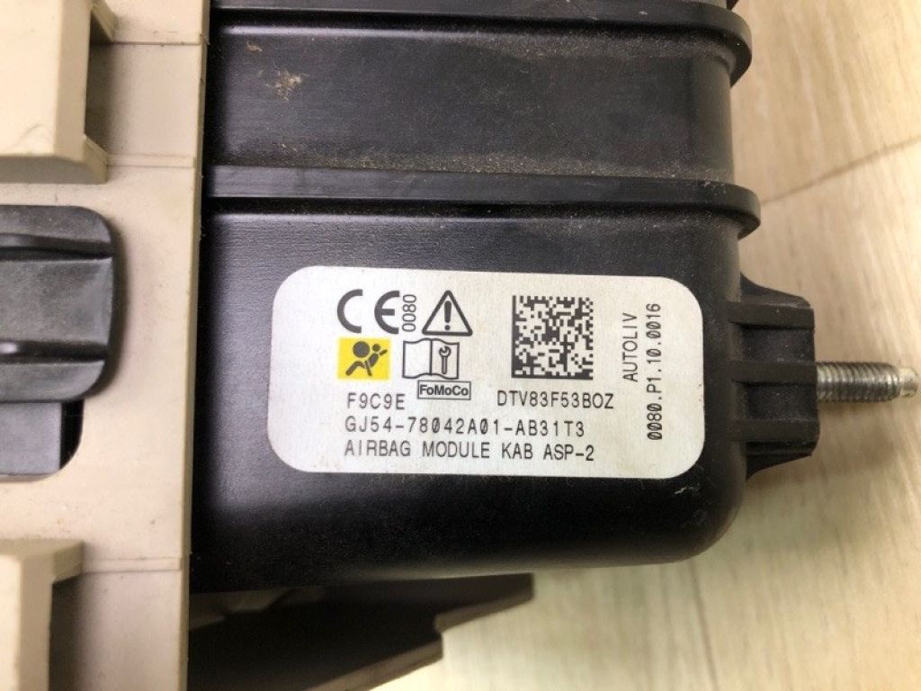 GJ5Z-78045J77-AE | Подушка безпеки в коліна лів. FORD ESCAPE 12-19 - Фото 6