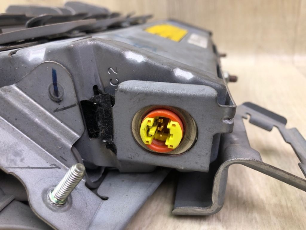 73900-33020-B0 | Подушка безопасности в колени лев. TOYOTA CAMRY 40 06-11 - Фото 5