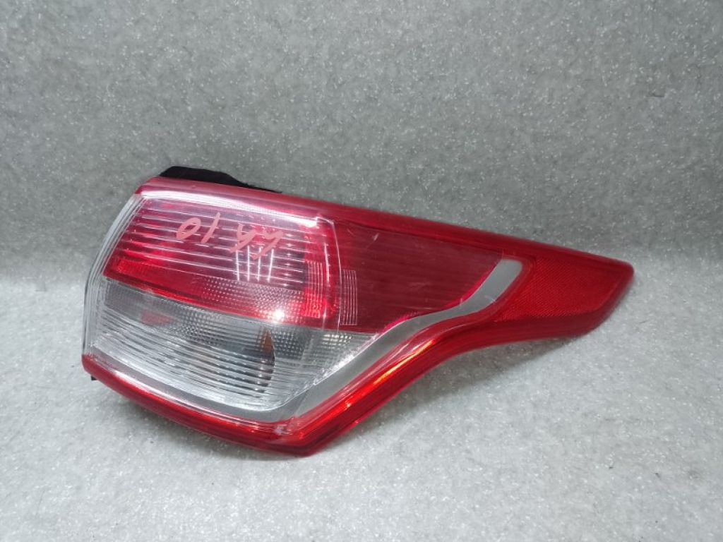 CJ5Z-13404-B | Ліхтар зовнішній прав. FORD ESCAPE 12-19